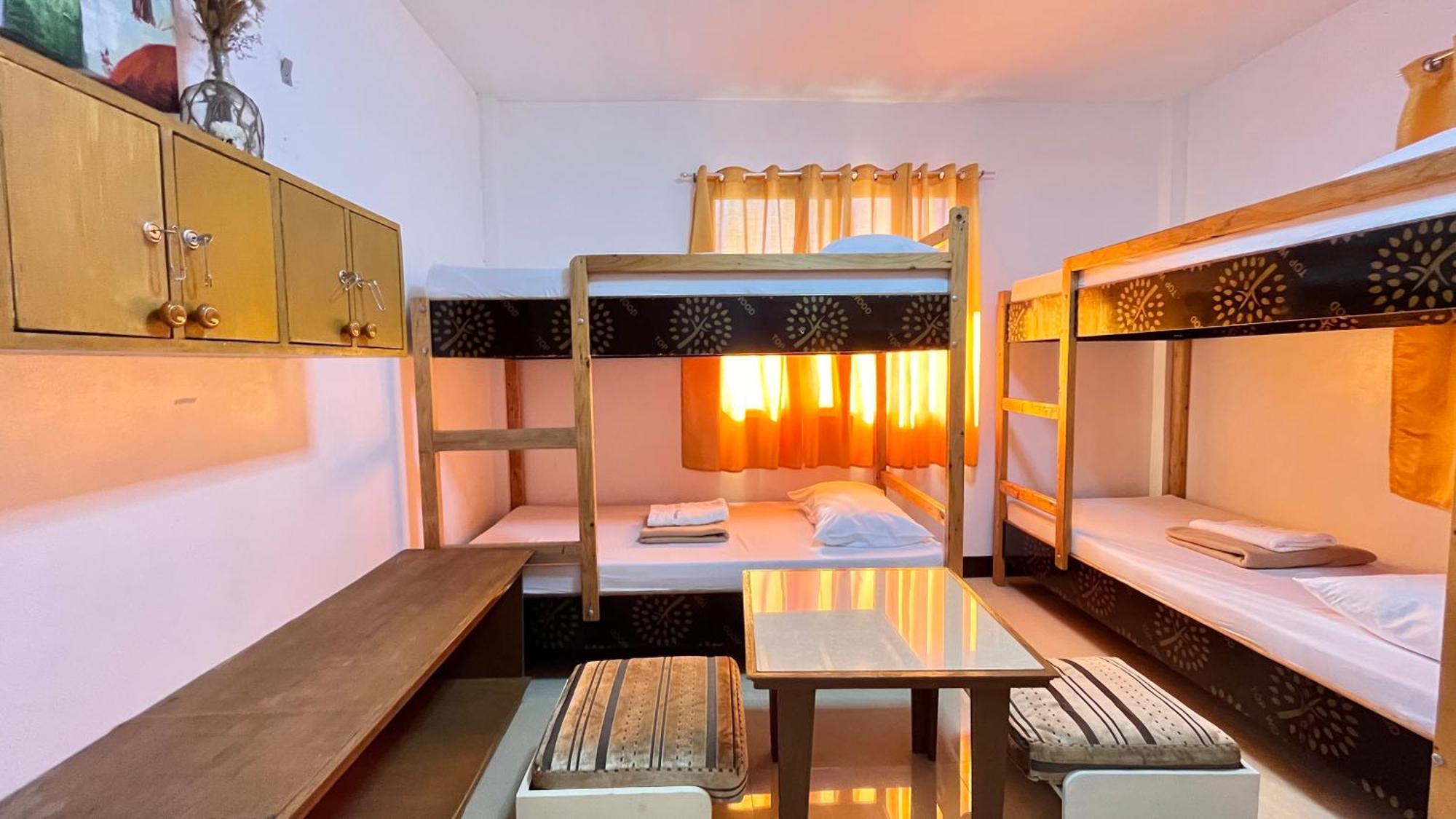 MKB Pension Coron Bagian luar foto