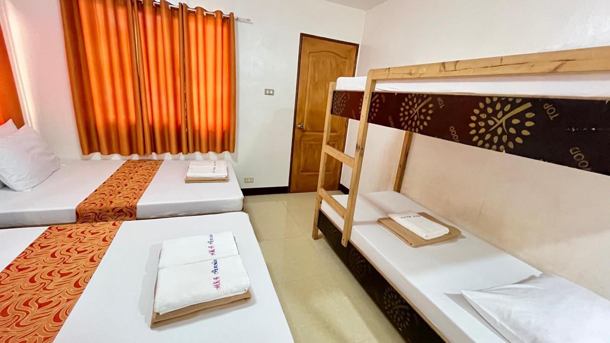 MKB Pension Coron Bagian luar foto